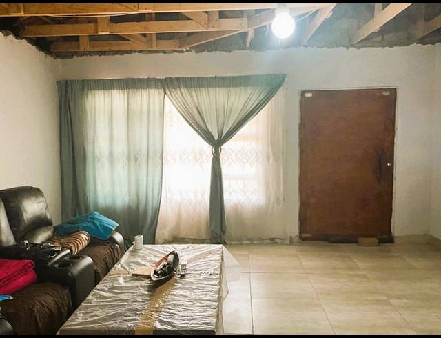 3 BEDROOM HOUSE FOR SALE IN MANKWENG